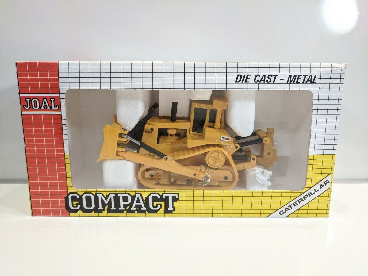 Joal 220 1:70 Caterpillar D10 Dozer Chain Tractor
