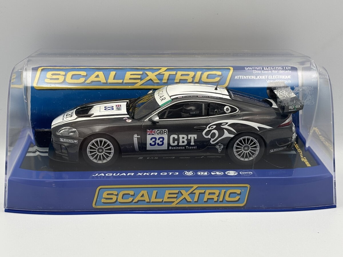 Scalextric C2978 1:32 Jaguar XKR GT3 Apex Racing #33 Slot Car