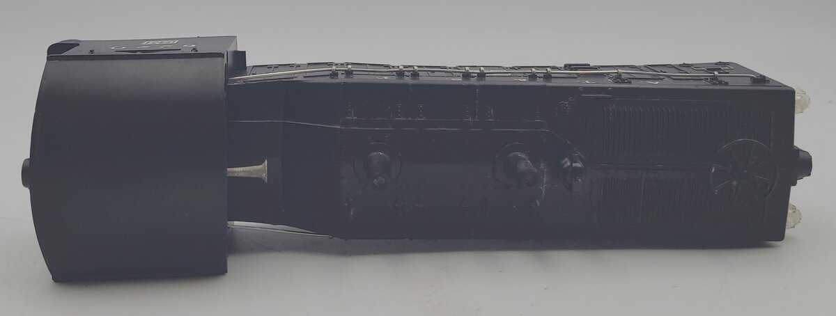 Lionel 6220-1 ATSF GM NW-2 Switcher Diesel Locomotive Body Shell #6220