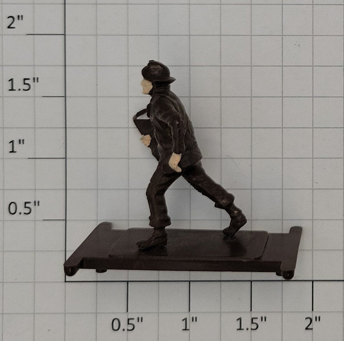 Lionel 3357-18 O Gauge Brown Hobo Figure with Painted Face and Hands