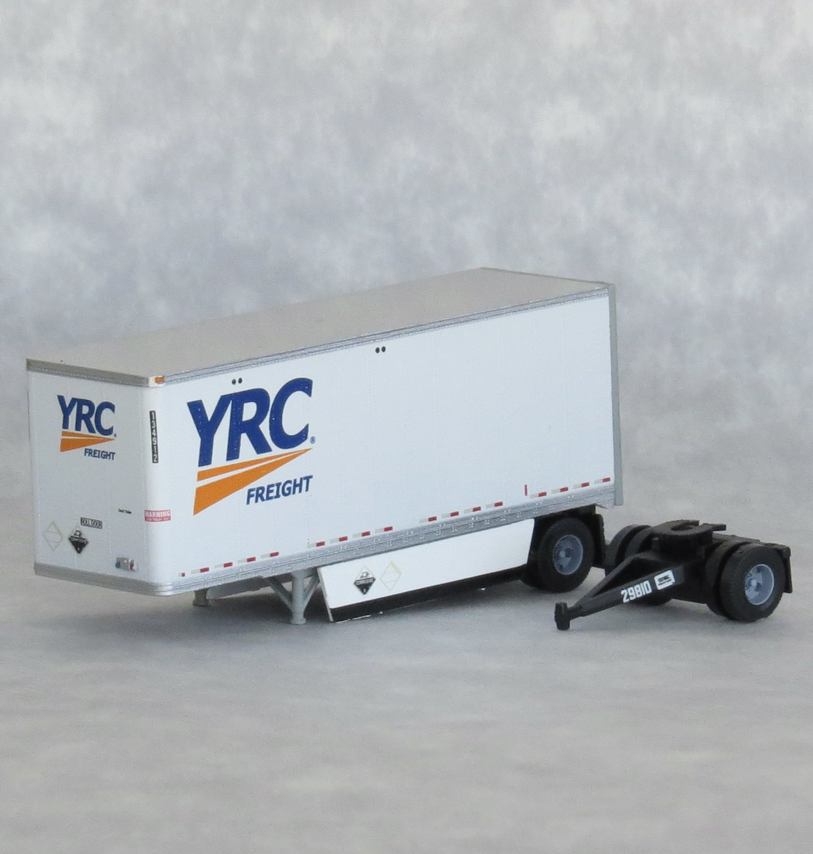 Trainworx Inc. 42890-04 N YRC Freight 28' Pup Trailer #134912
