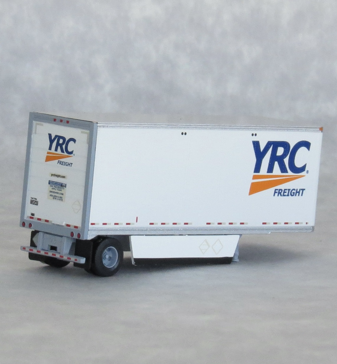 Trainworx Inc. 42890-05 N YRC Freight 28' Pup Trailer #135012
