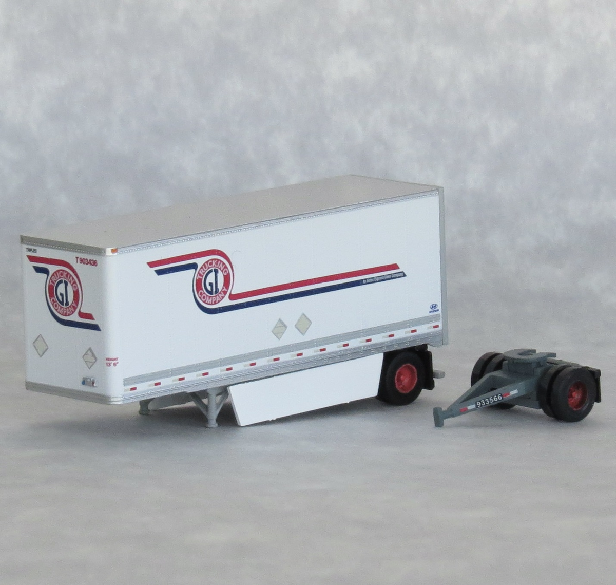 Trainworx Inc. 42894-05 N Estes Express Lines 28' Pup Trailer #903436