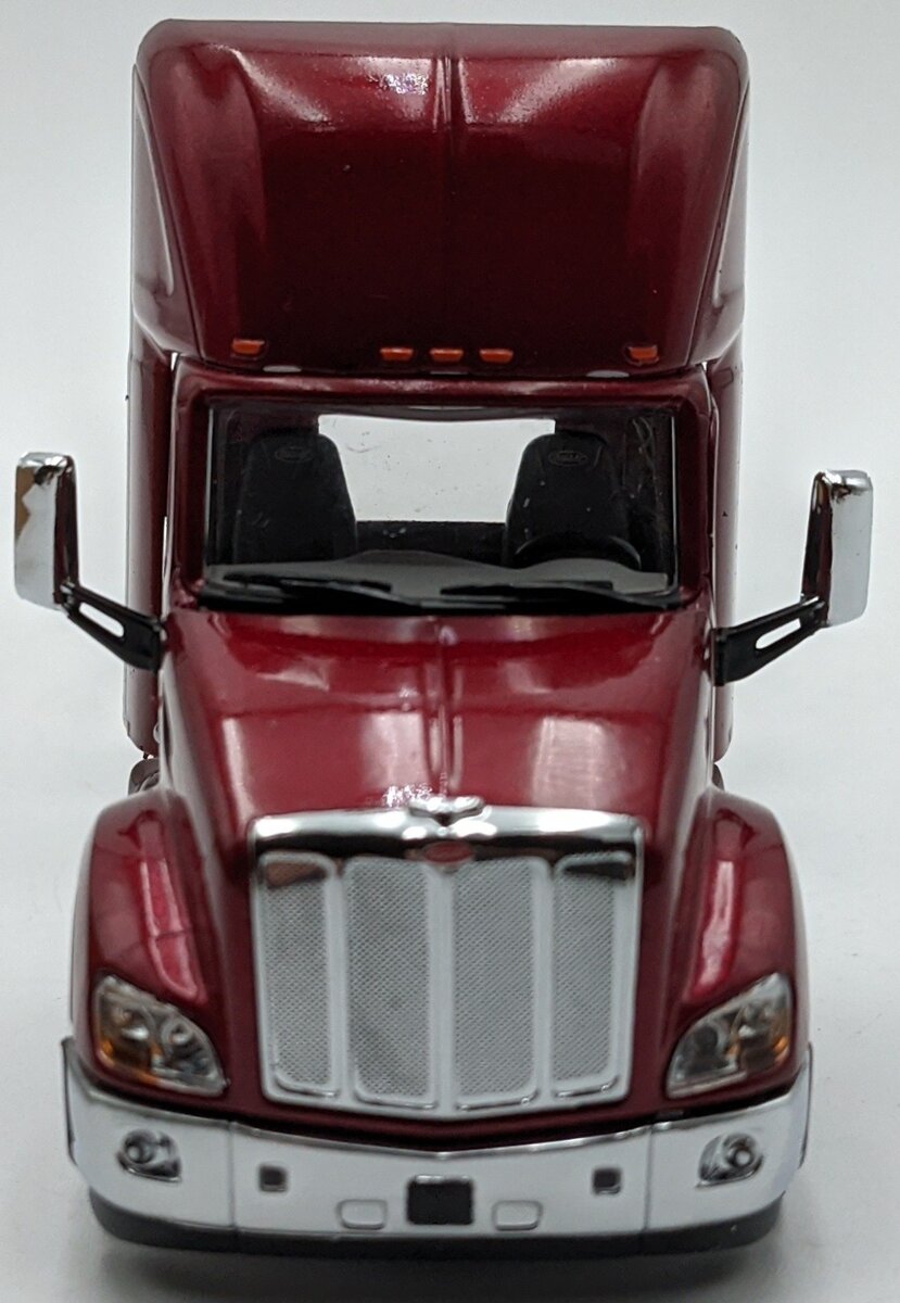 DieCast Masters 71068 1:50 Peterbilt 579 Day Cab Tractor