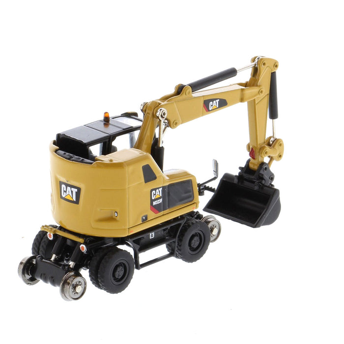 DieCast Masters 85656 1:87 Cat Diecast M323F Railroad Wheeled Excavator