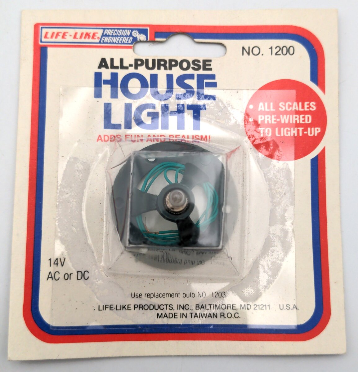 Life Like 1200 HO Scale House Light 14 V AC or DC All Purpose