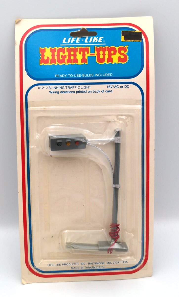 Life Like 01212 HO Blinking Traffic Light 16v AC/DC