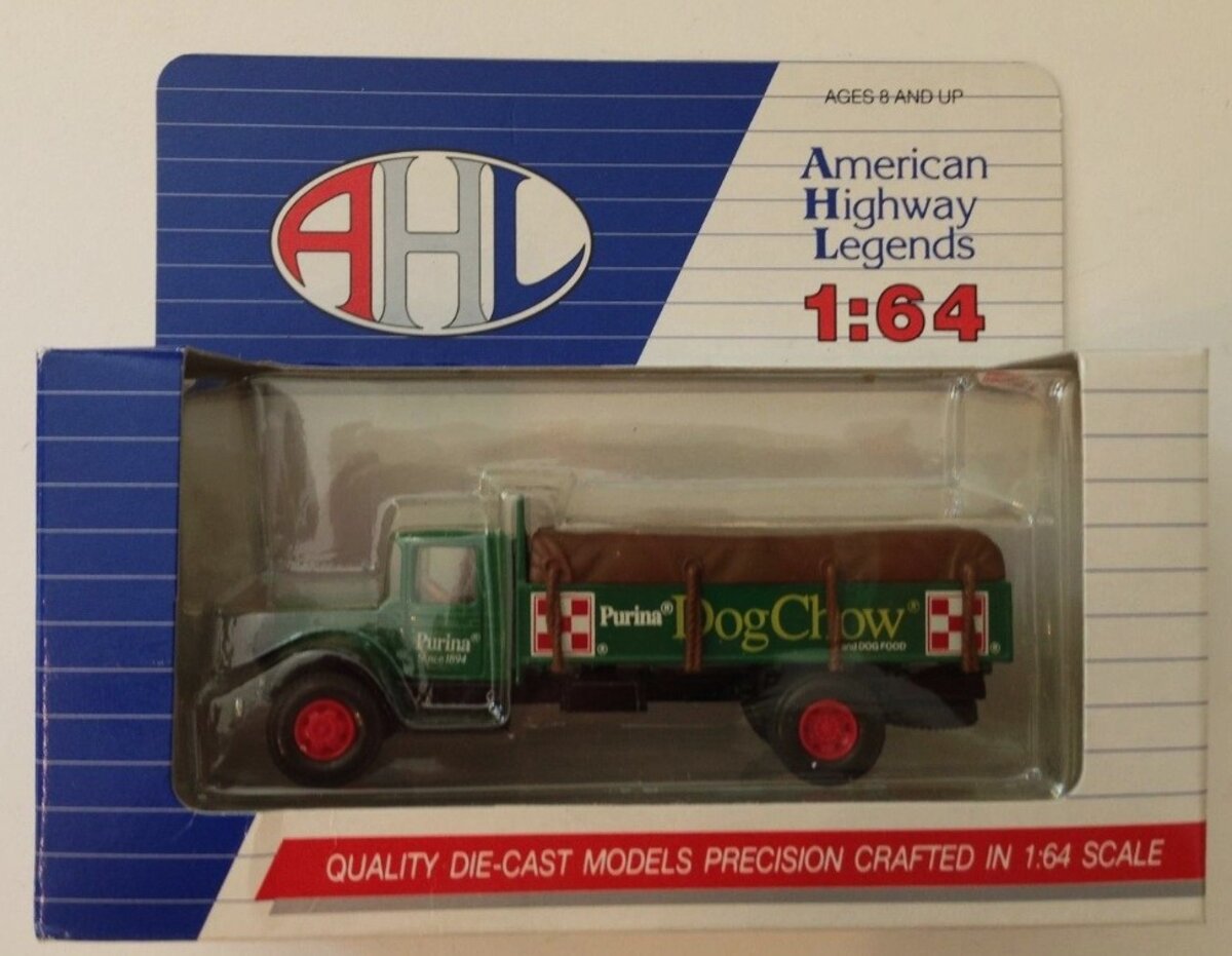 AHL L01042 1:64 Scale Diecast Purina Dog Chow Mack Model BM Truck