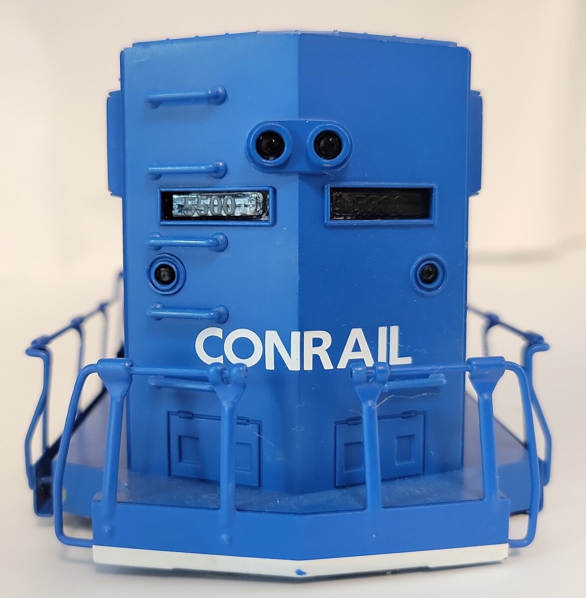 Lionel 5500-1 Blue Conrail Quality Shell with Trim