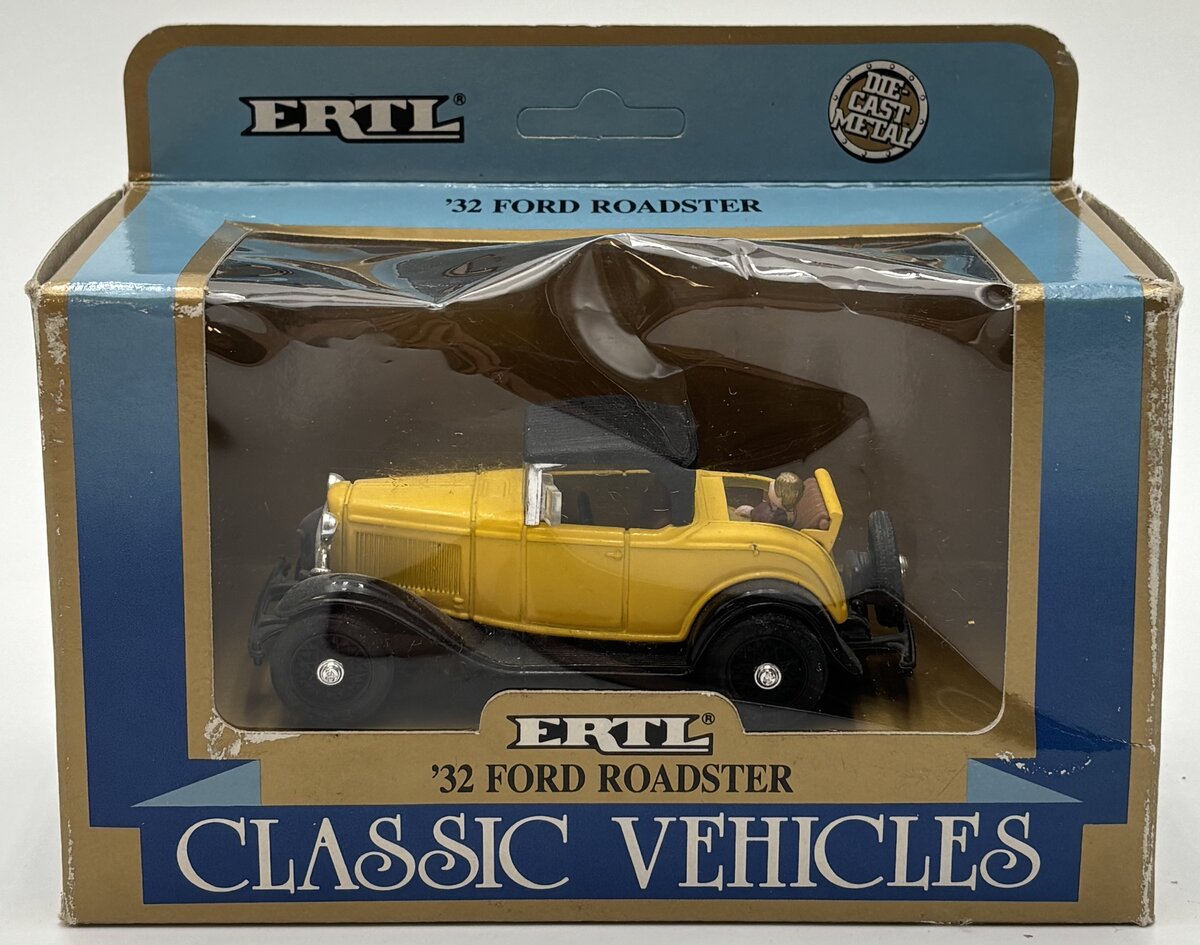Ertl 2501 1:43 Scale Die-Cast Metal 1932 Ford Roadster Car Yellow & Black