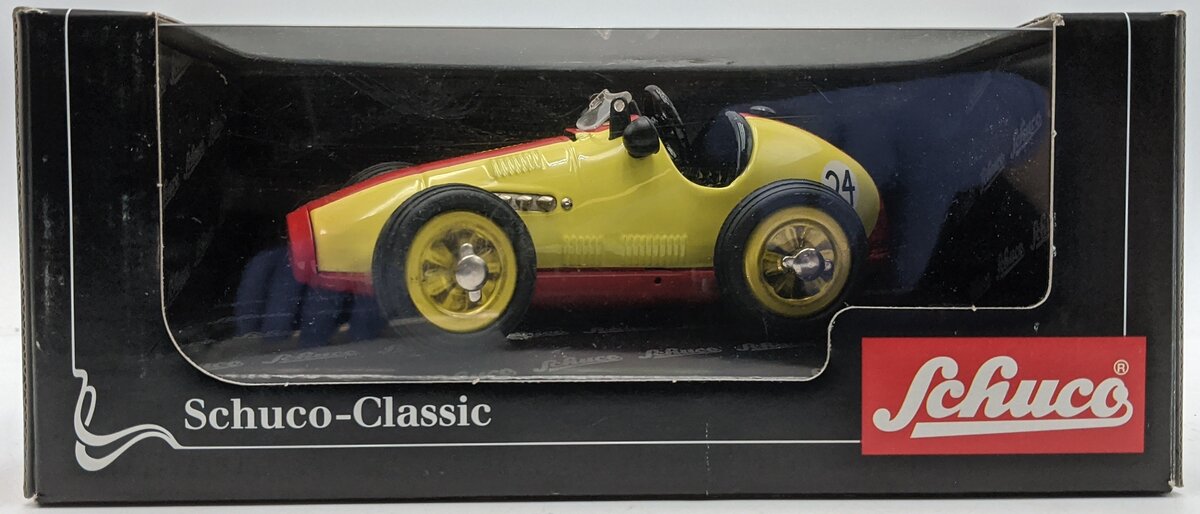 Schuco 01029 1:18 Scale Diecast Grand Prix Racer