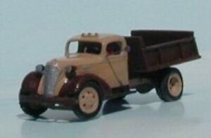 Sylvan Scale Models V-024 HO Scale 1937 2 Ton Dump Truck Kit