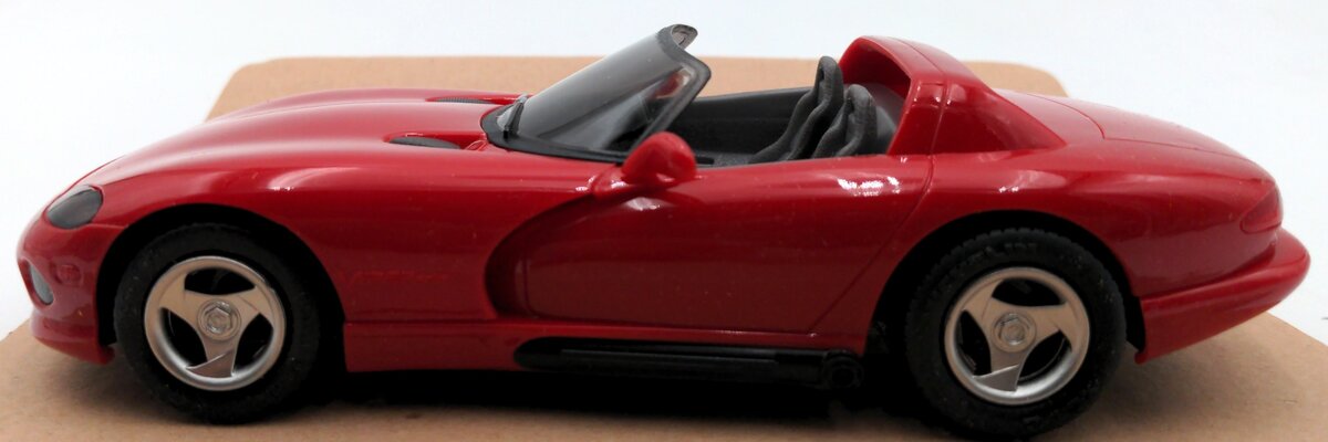 Ertl 6113 1:50 Scale Plastic 1992 Dodge Viper RT/10