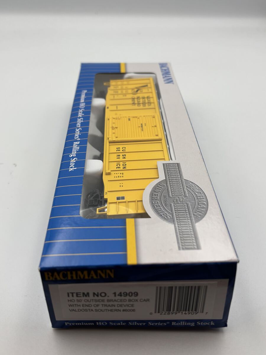Bachmann 14909 HO Valdosta Southern 50' Outside Braced Box Car with FRED #6006