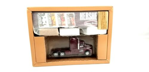 PEM H70500 1:64 Die-Cast Hershey's Tractor Trailer Truck