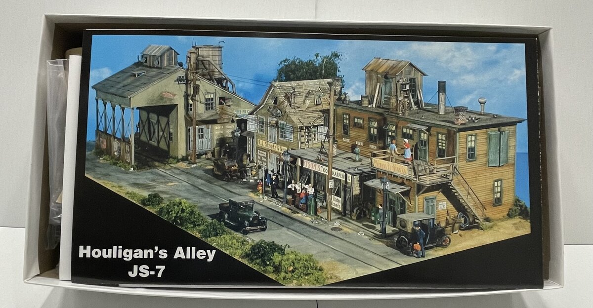Fine Scale Miniatures 7 HO Scale Houligan's Alley Laser-Cut Building Kit