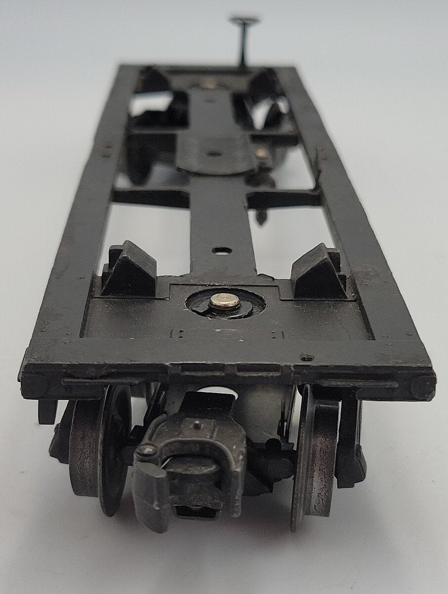 Lionel 955-6 O Gauge Metal Tank Car Frame with Trucks, Air Tank, and Brake