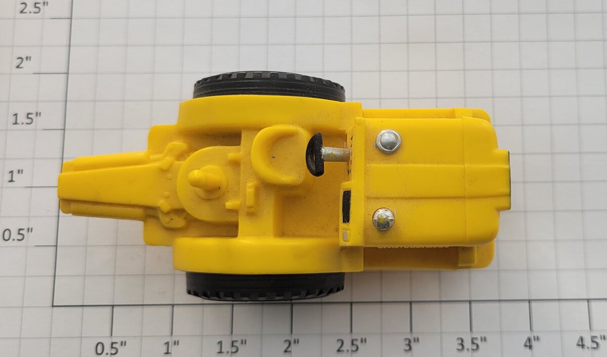 Lionel 9121-1X Yellow Allis Chalmers Scraper Tractor