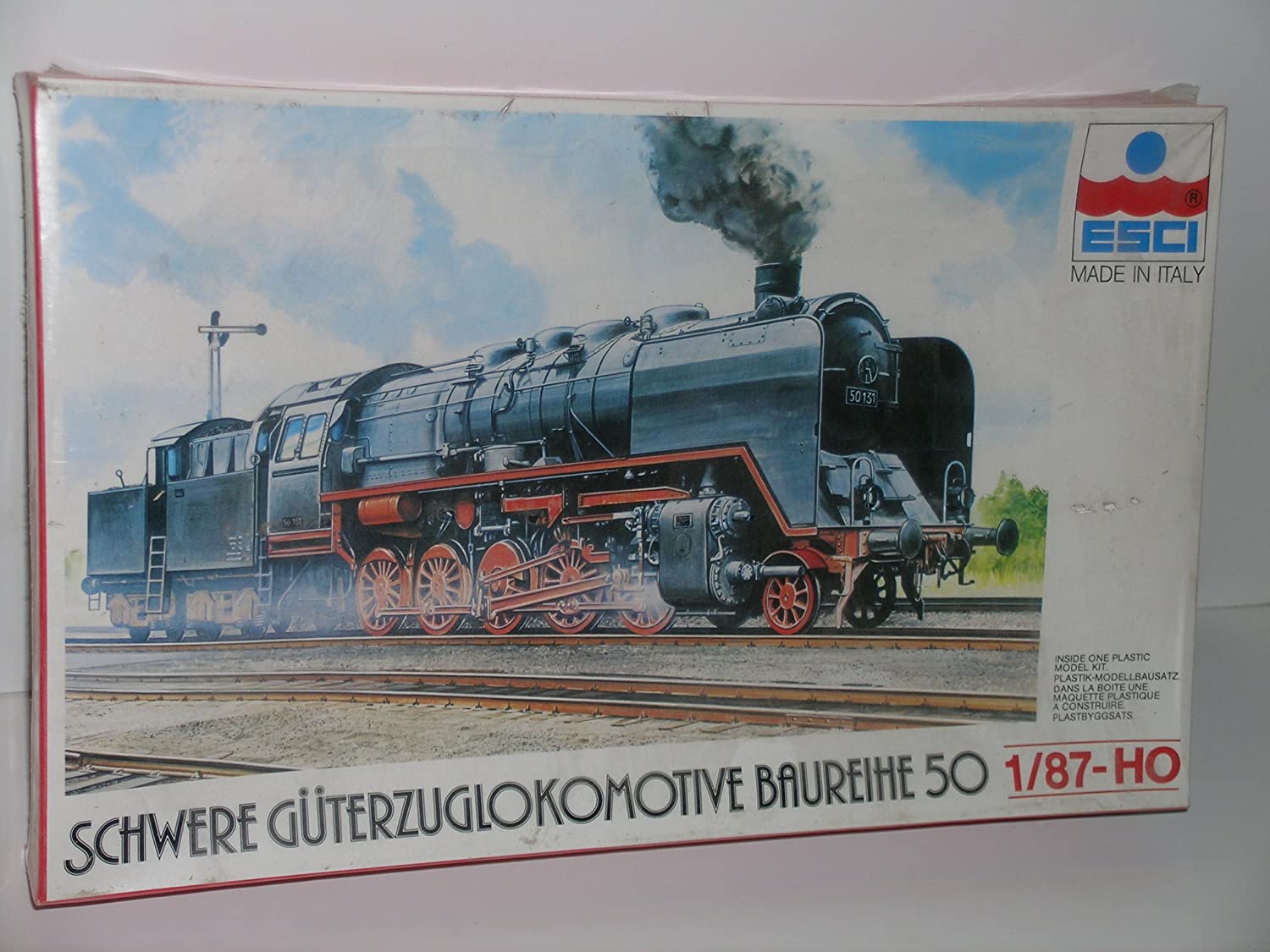 ESCI H-1002 HO Schwere Guterzuglolomotive Baureihe 50 Model Train Burilding Kit