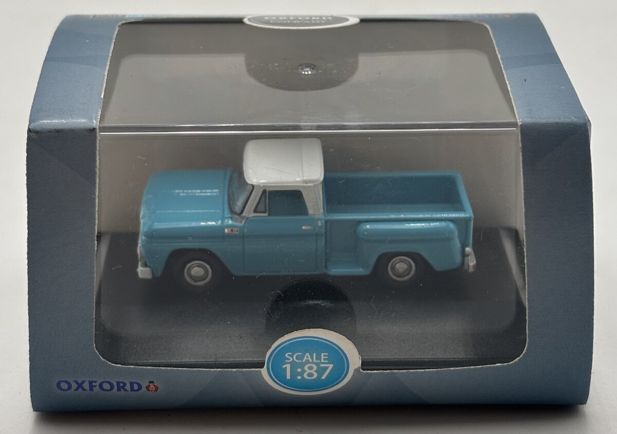 Oxford Diecast 87CP65001 HO 1:87 Scale Chevrolet Stepside Pick-Up 1965