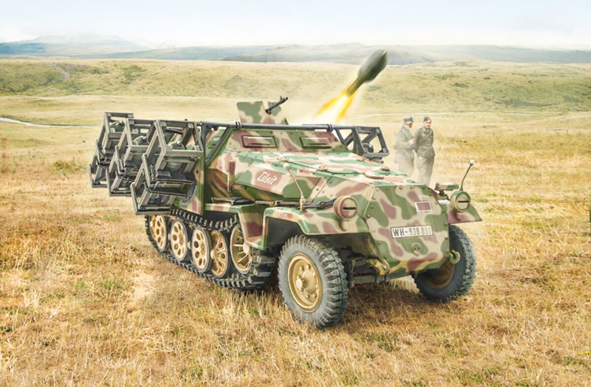 Italeri 7080 1:72 Sd. Kfz. 251/1 Wurfrahmen 40 Stuka zu Fuss Military Tank Kit