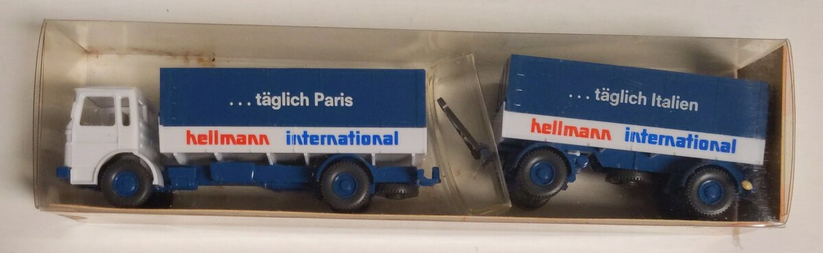 Wiking 424 HO Scale Elbe Obst Tandem Truck Plastic Model