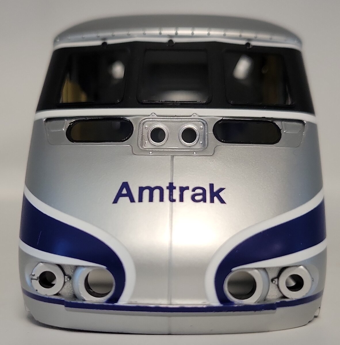 MTH 20-20329-2 O Gauge Amtrak F59PHI Diesel Locomotive Shell without Trim #460