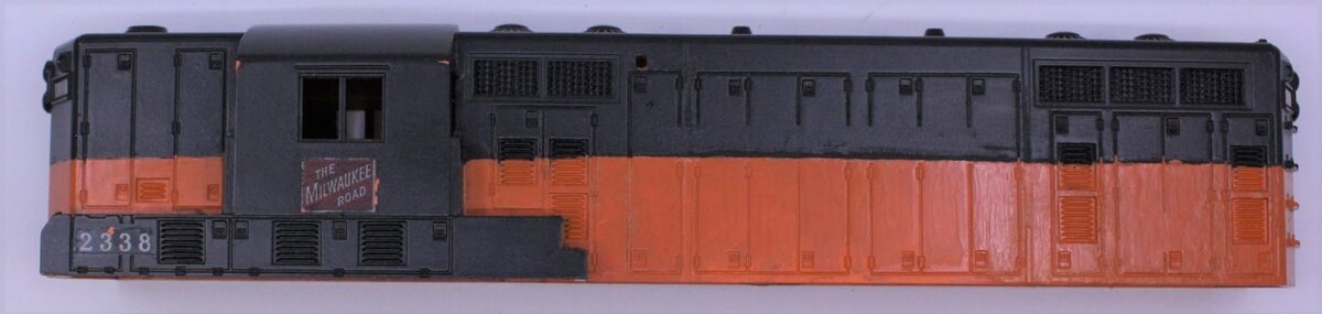 Lionel 2338-2 GP9 Diesel Milwaukee Road Shell