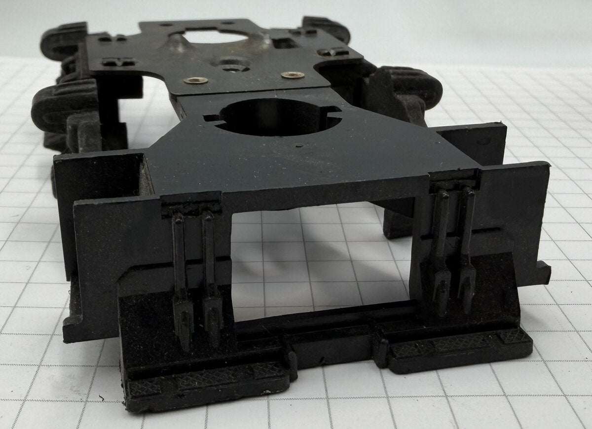 Lionel 2328-85 O GP7-GP9 Diesel Truck Frame w/ Diecast Sides & Plastic Pilot