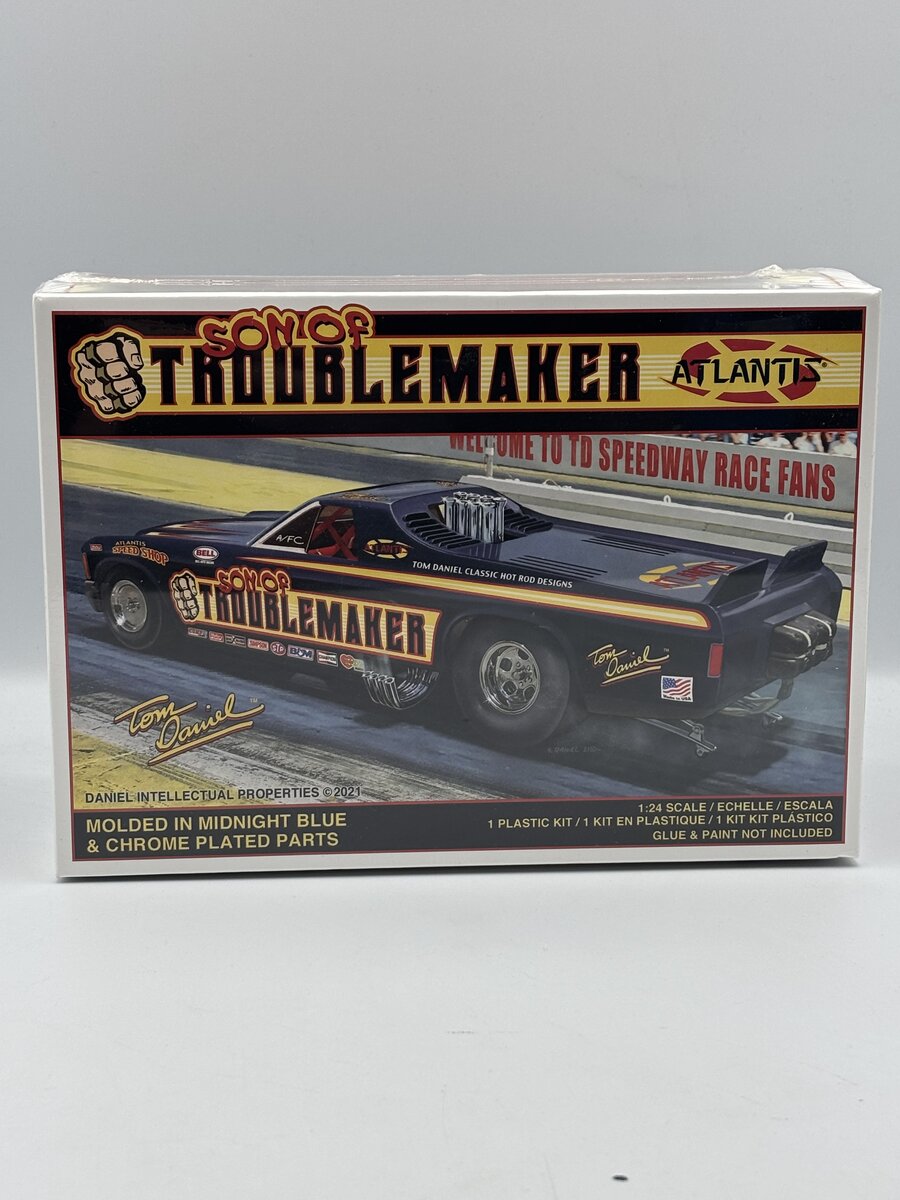 Atlantis Models M2204 1:24 Tom Daniel Son of Troublemaker Funny Car Model Kit