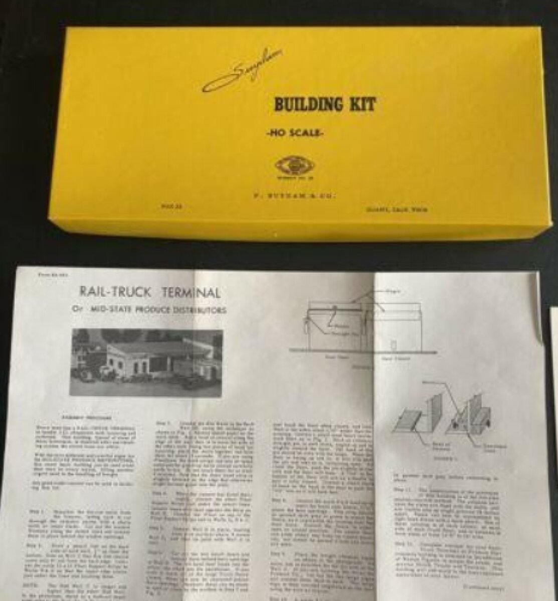 Suydam 542 HO Scale Rail-Truck Terminal Building Kit