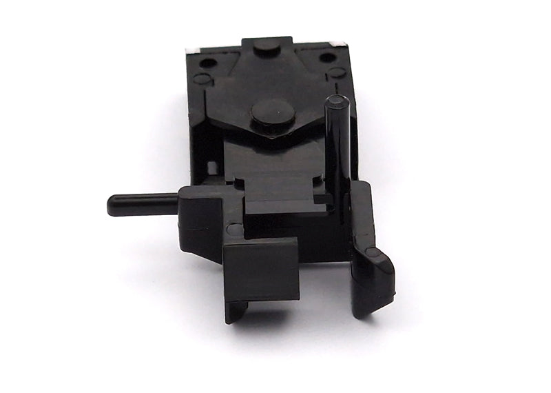 Marklin E472040 Model Train Coupler