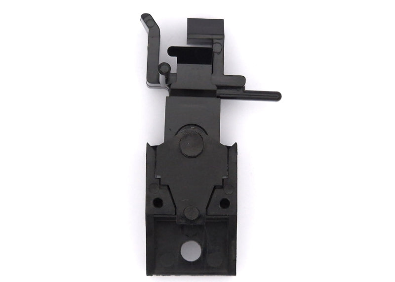 Marklin E472040 Model Train Coupler