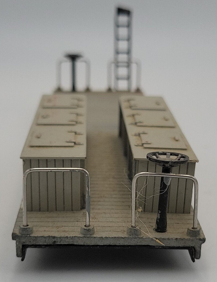 Lionel 2419-2 Cast Gray Flat Car Frame w/ Tool Boxes ,Broken Steps & Bent Ladder