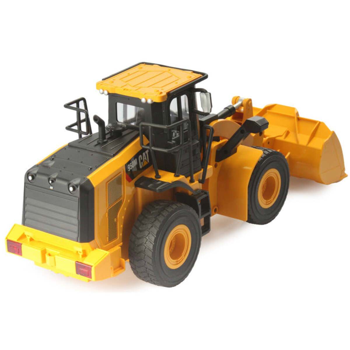 Die Cast Masters 25003 1:24 Radio Control Caterpillar 950M Wheel Loader