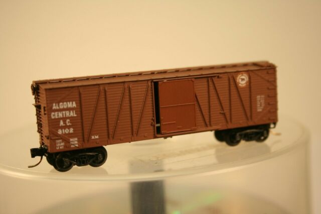 Micro-Trains 02800060 N Algoma Central 40' Single Door Boxcar #3102