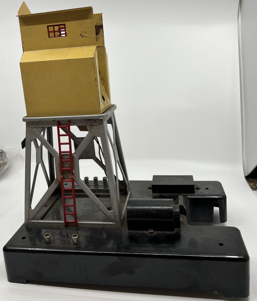 Lionel 2921-1X3 97 Coal Loader House and Leg Assembly w/Base for Parts or Repair