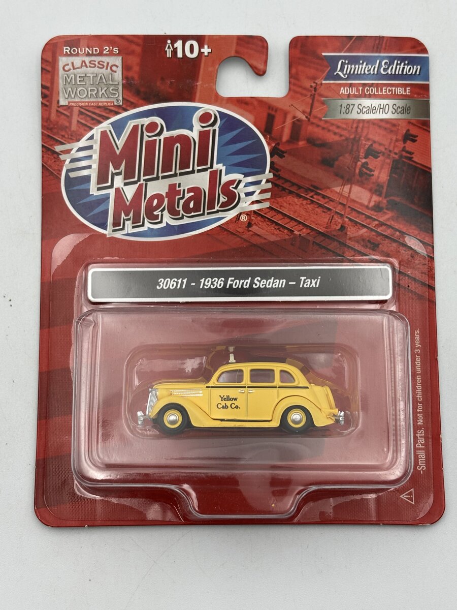 Classic Metal Works 30611 HO Mine Metals Yellow 1936 Ford Sedan Taxi Car