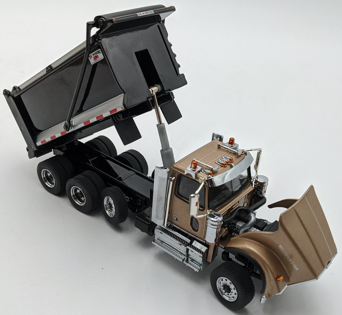 DieCast Masters 71080 1:50 Western Star 4900 SF Tandem Truck Diecast Model