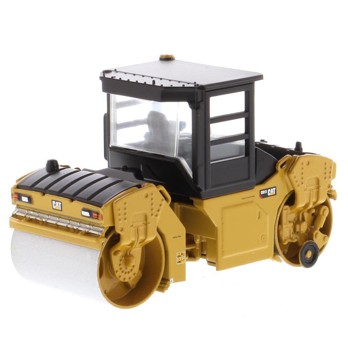 DieCast Masters 85631 1:64 Cat Diecast CB-13 Tandem Vibratory Roller