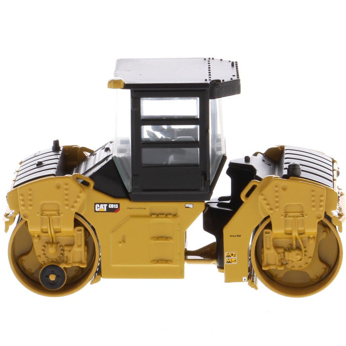 DieCast Masters 85631 1:64 Cat Diecast CB-13 Tandem Vibratory Roller