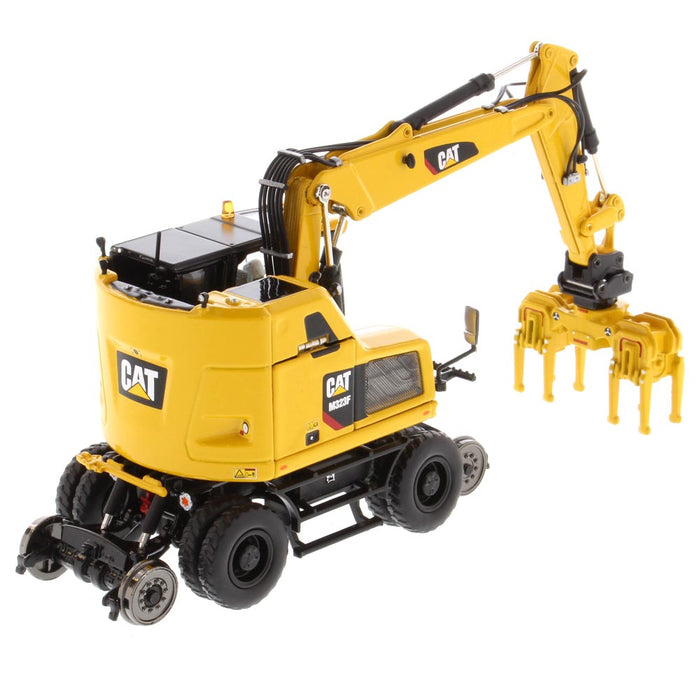 DieCast Masters 85661 1:50 Caterpillar M323F Railroad Wheeled Excavator