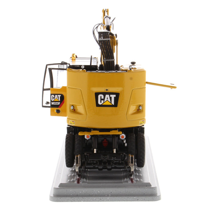 DieCast Masters 85662 1:50 Caterpillar M323F Railroad Wheeled Excavator
