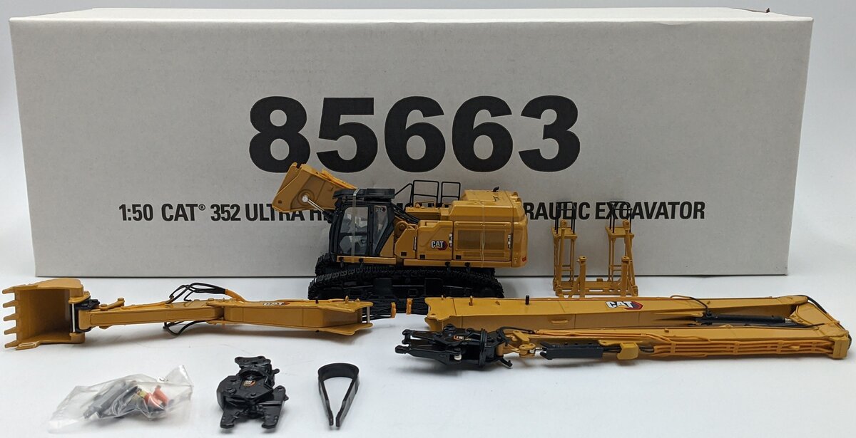 DieCast Masters 85663 1:50 Caterpillar 352UHD Hydraulic Excavator Diecast Model