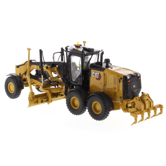 DieCast Masters 85667 1:50 High Line Series Caterpillar 150 Motor Grader