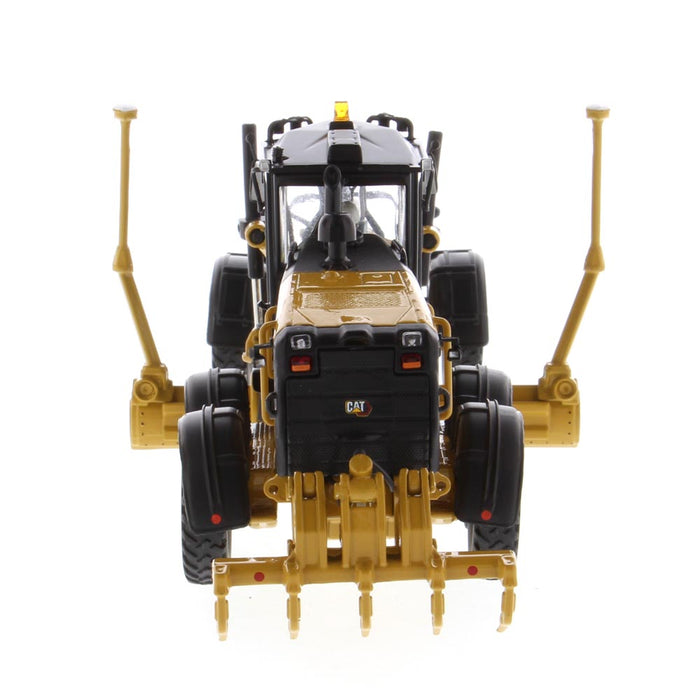 DieCast Masters 85667 1:50 High Line Series Caterpillar 150 Motor Grader