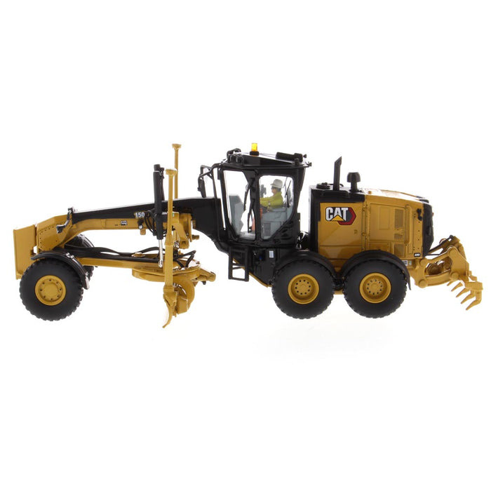 DieCast Masters 85667 1:50 High Line Series Caterpillar 150 Motor Grader