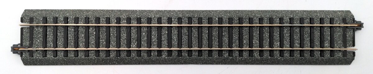 Kato 2-150 HO Code 83 9 3/4" Straight Unitrack Section (One Piece)