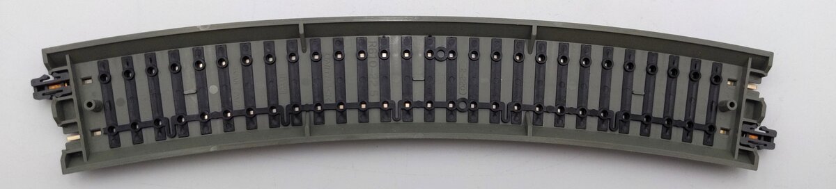Kato 2-220 HO Code 83 24