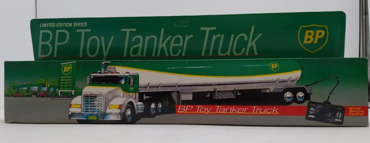 BP 24635 Toy Tanker Truck Wired Remote Control